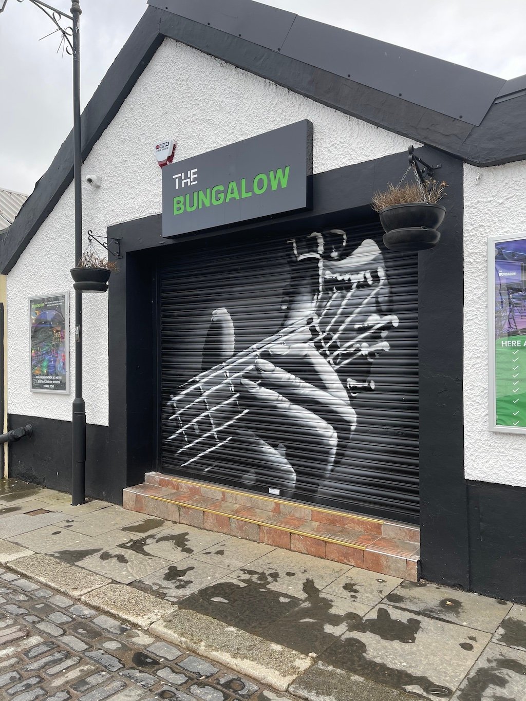 Paisley mural No. 07: "The Bungalow" on Shuttle Street, Paisley town centre