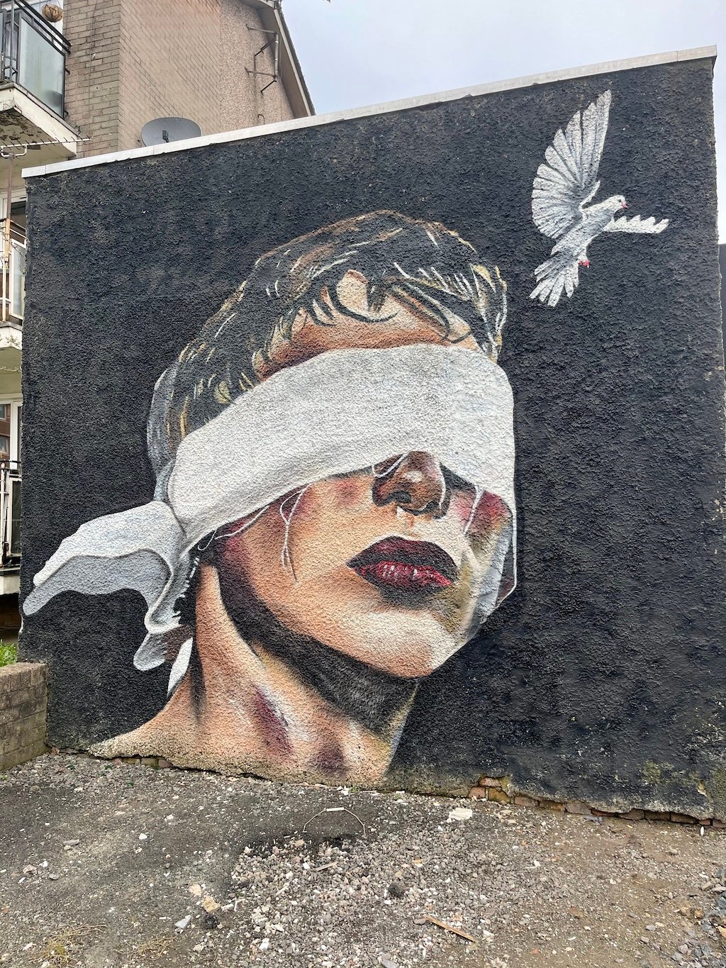 Paisley mural No. 20: "Unknown" on George Street, Paisley town centre