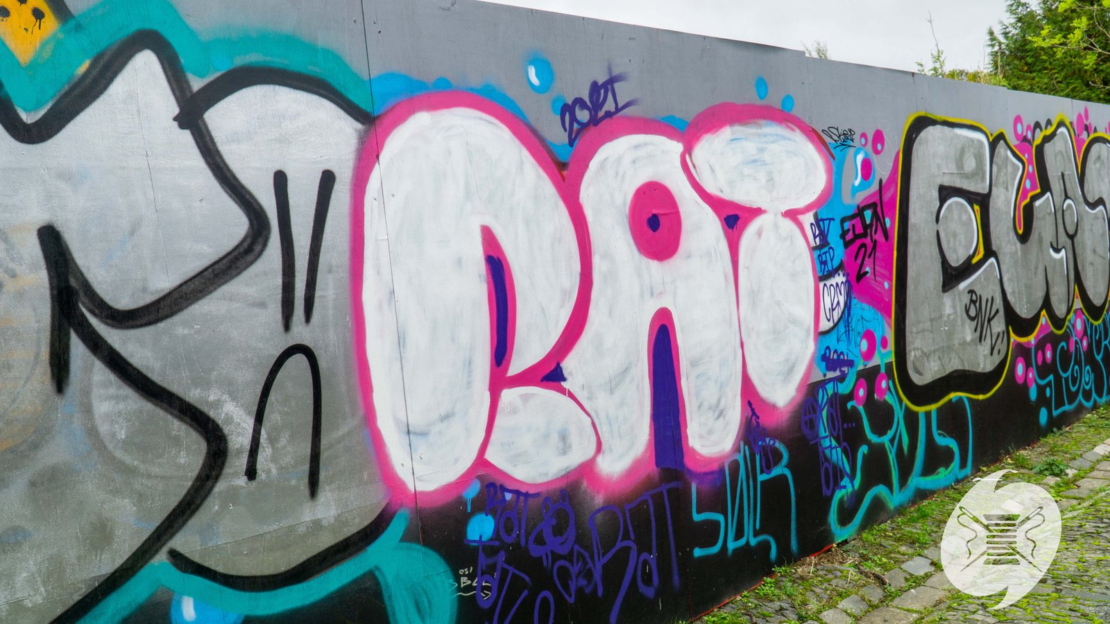 Paisley mural No. 36: "Oakshaw Brae" on Oakshaw Brae, Paisley town centre